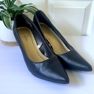 Merona Woman’s Brown Pumps. Size 10